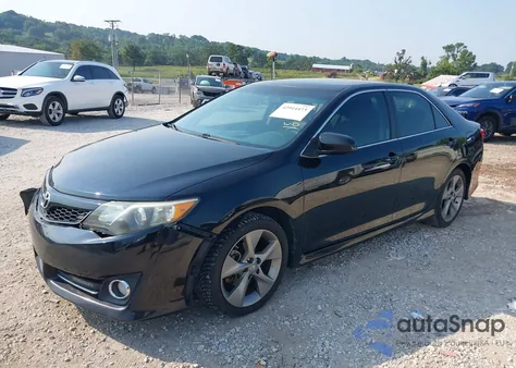 2014 Toyota Camry Se Sport z USA, uszkodzony, nr VIN 4T1BF1FK1EU317321